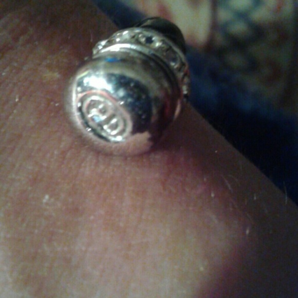 Premier Design black Leather cuff bracelet - Picture 4 of 8